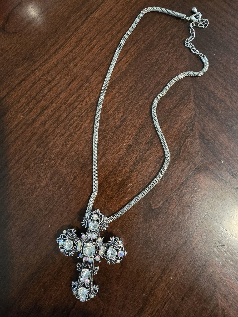 Rhindstoned Cross Pendant/Brooch Necklace